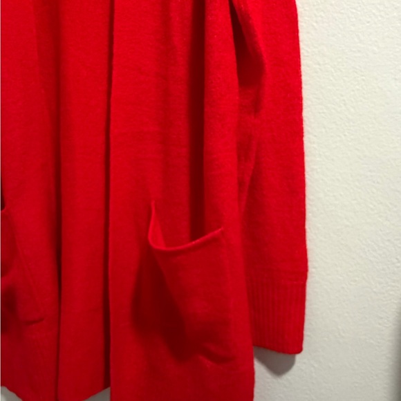 Old Navy Women's Bright Red Cardigan Size M - Picture 8 of 11